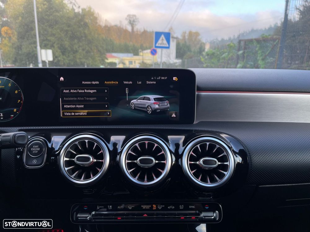 Mercedes-Benz A 180 7G-DCT AMG Line - 30