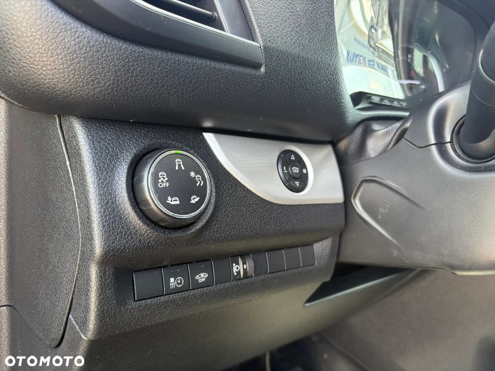 Peugeot Traveller 2.0 BlueHDi Long Business - 13