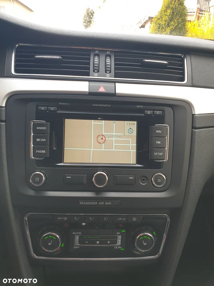 Skoda Superb 1.6 TDI Green tec Ambition - 29