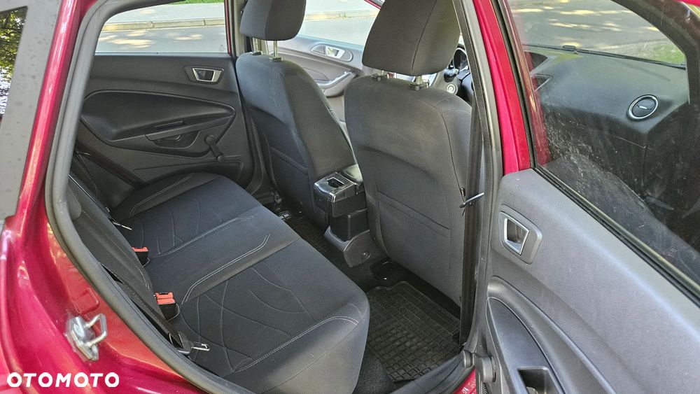 Ford Fiesta 1.25 Ambiente EU5 - 13