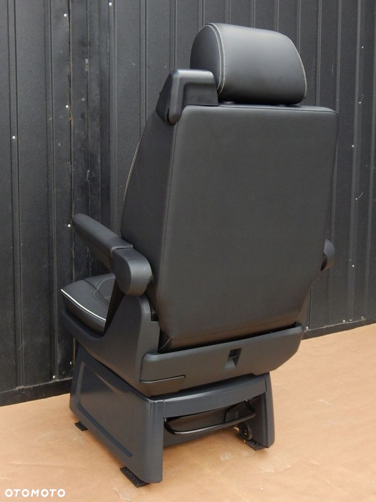 vw t6 t6.1 multivan california fotel obrotowy edition 30 czarny carbon - 9