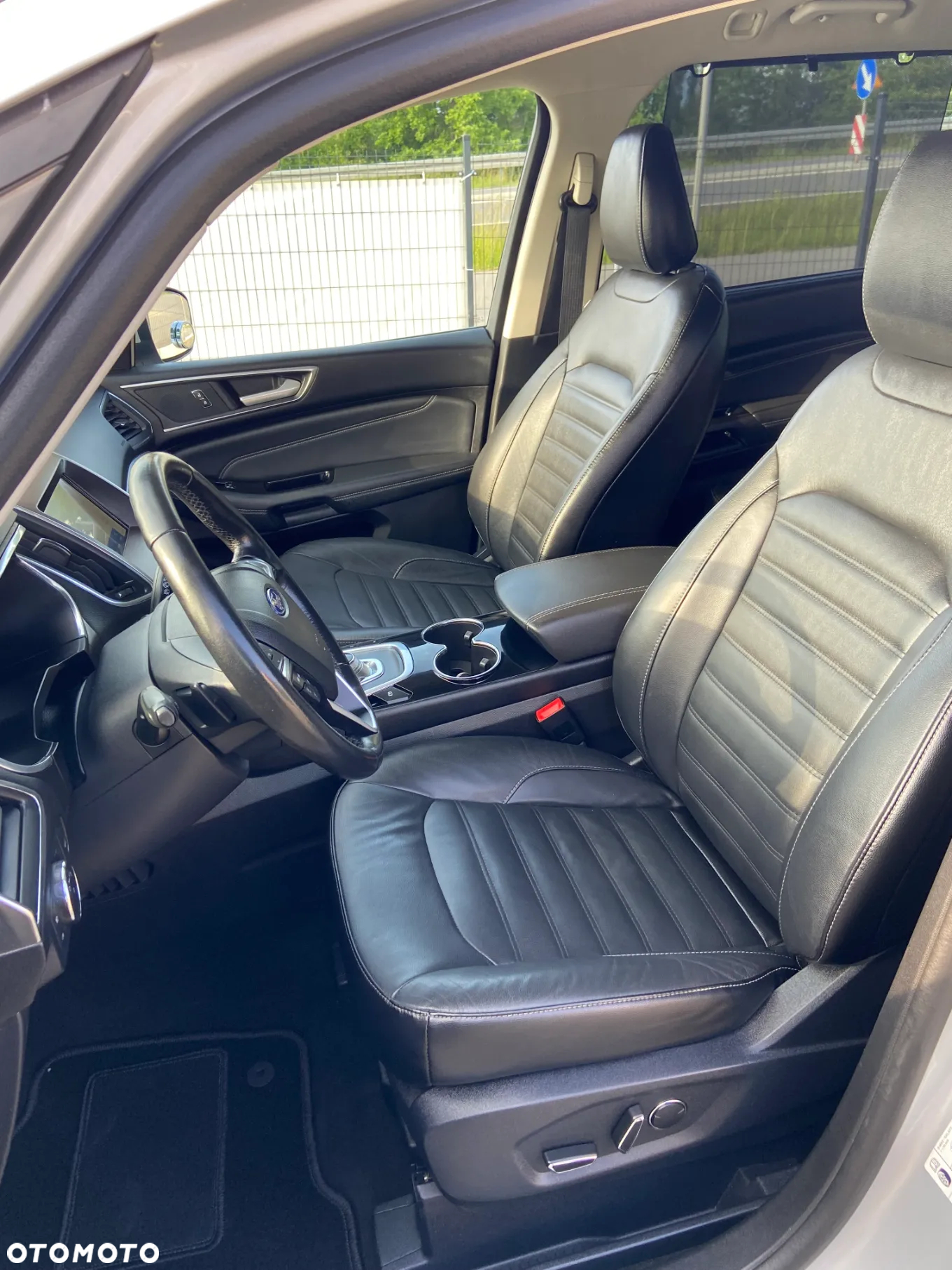 Ford Galaxy - 17