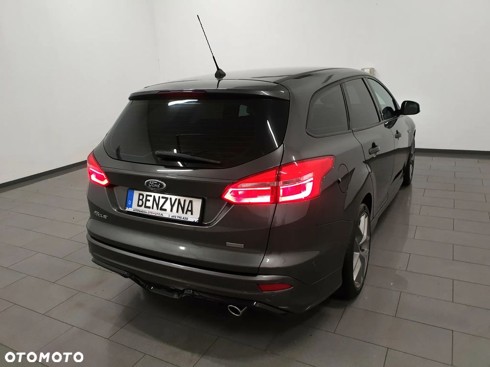 Ford Focus 1.5 EcoBoost STart-Stopp-System ST-LINE - 36