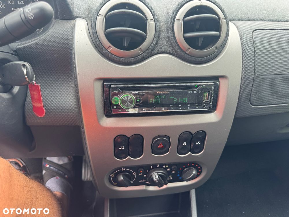 Dacia Sandero 1.6 MPI Stepway - 14