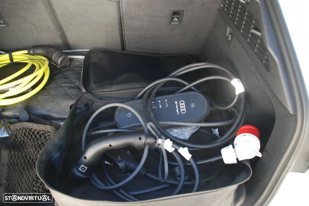 Audi A3 Sportback 45 TFSIe S tronic S line - 9