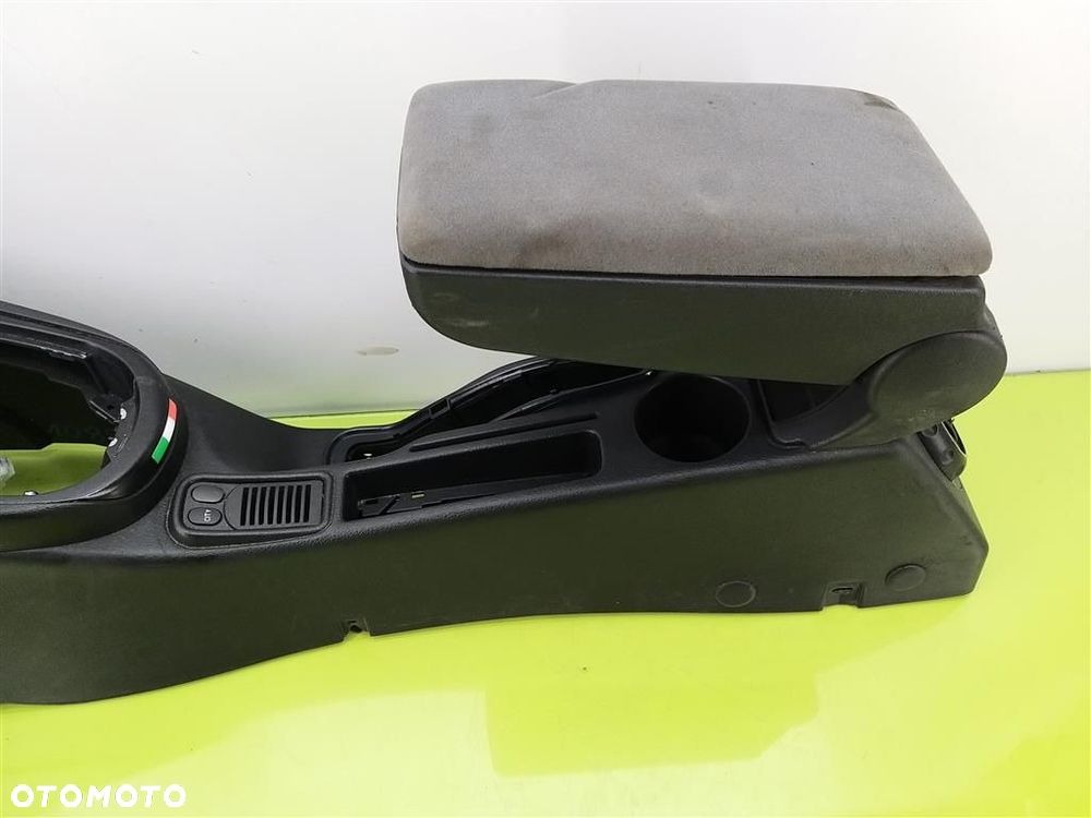 Tunel środkowy podłokietnik Alfa Romeo 147 2000-2010 385886 ORYGINAŁ - 9