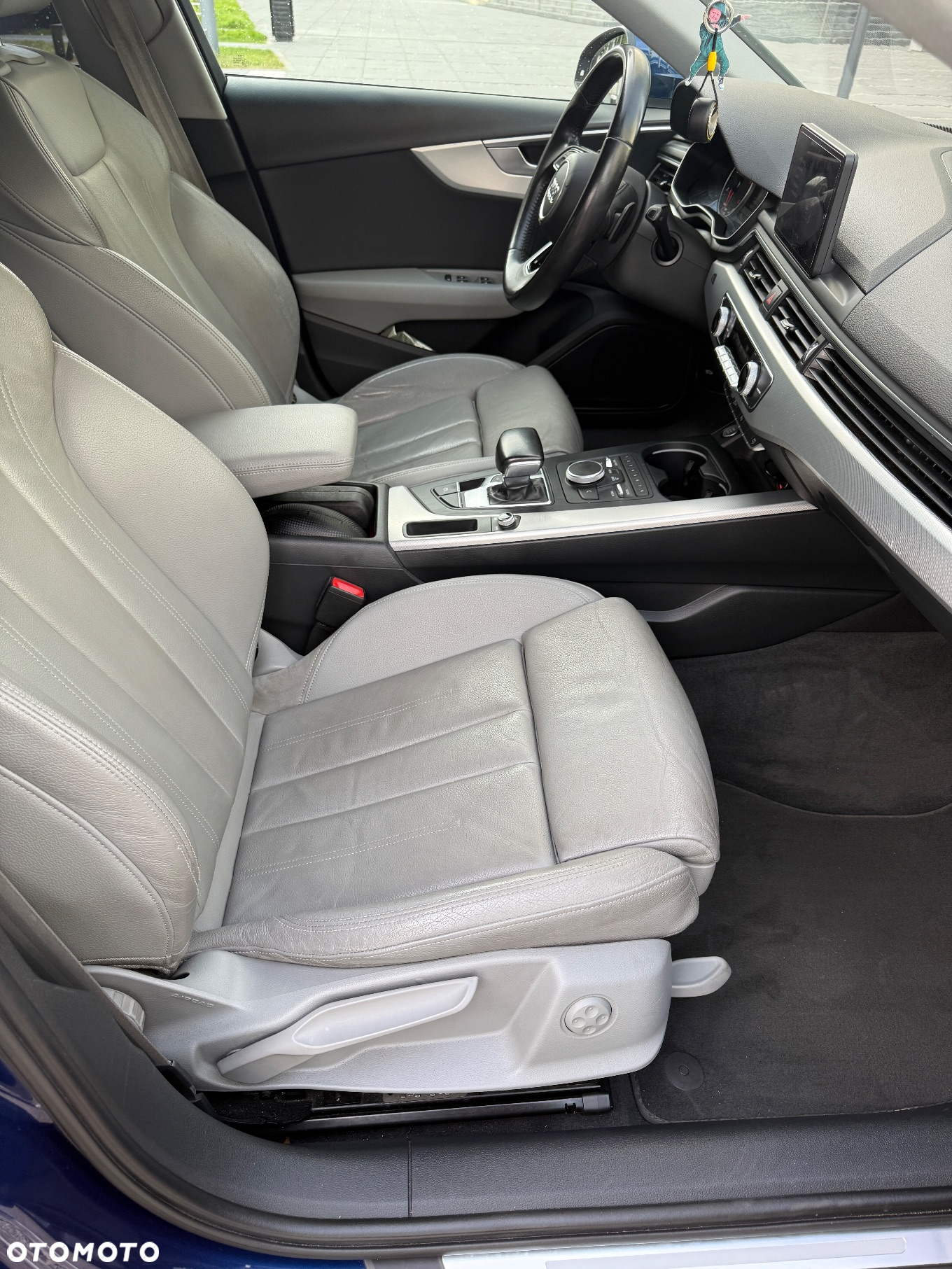 Audi A4 2.0 TDI Sport S tronic - 13