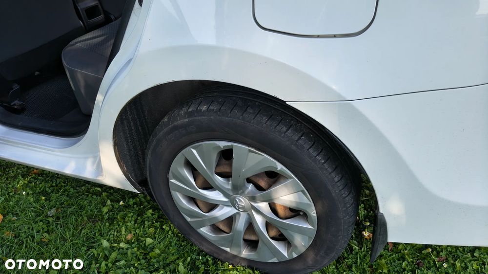 Toyota Corolla 1.4 D-4D Comfort - 28