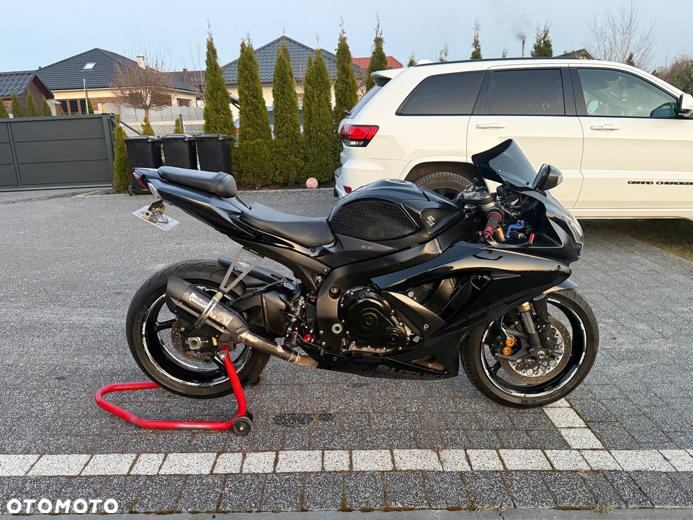 Suzuki GSX-R - 2