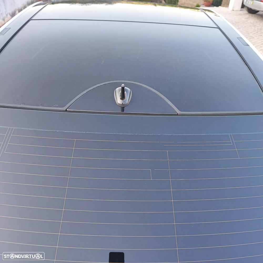 Mercedes-Benz E 350 CDi Avantgarde BlueEfficiency - 28