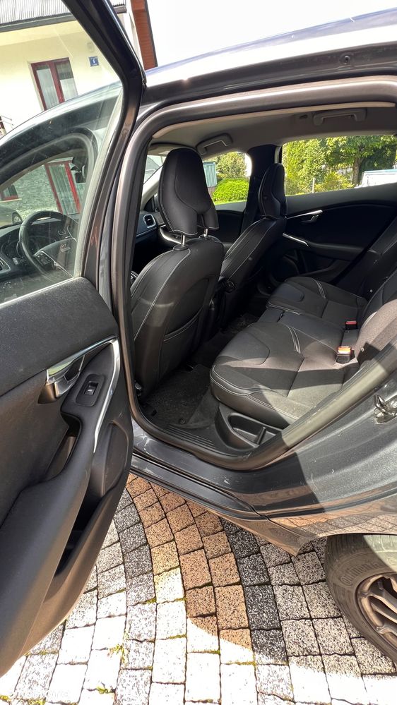 Volvo V40 D2 Momentum - 8