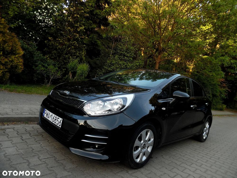 Kia Rio - 4