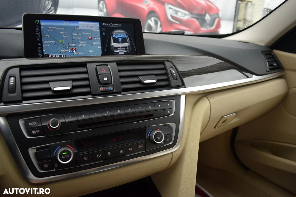 BMW Seria 3 320d xDrive Aut. Luxury Line - 29