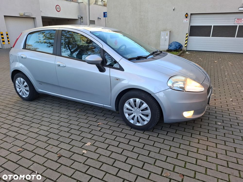 Fiat Grande Punto 1.2 8V Dynamic - 19