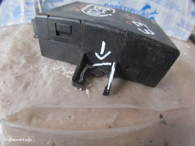 Modulo 61351387966 BMW E36 1991 318I 115CV 4P CINZA Módulo Limpa Vidros Suporte Danificado - 4