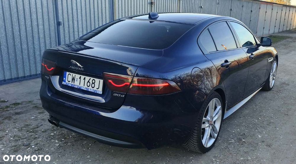 Jaguar XE 20d AWD R-Sport - 7