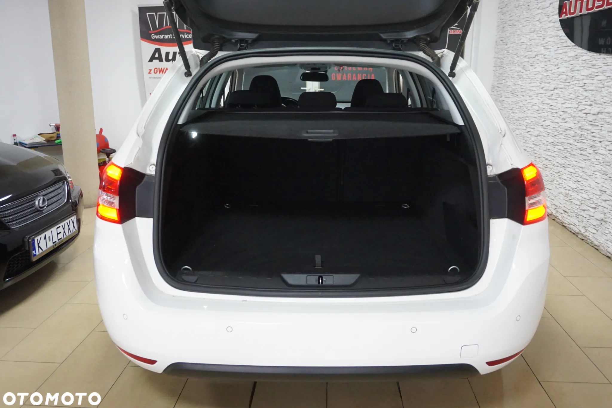 Peugeot 308 SW 1.5 BlueHDi Access S&S - 17