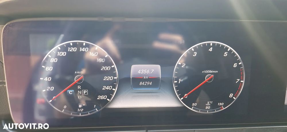 Mercedes-Benz E 450 4MATIC Aut - 8