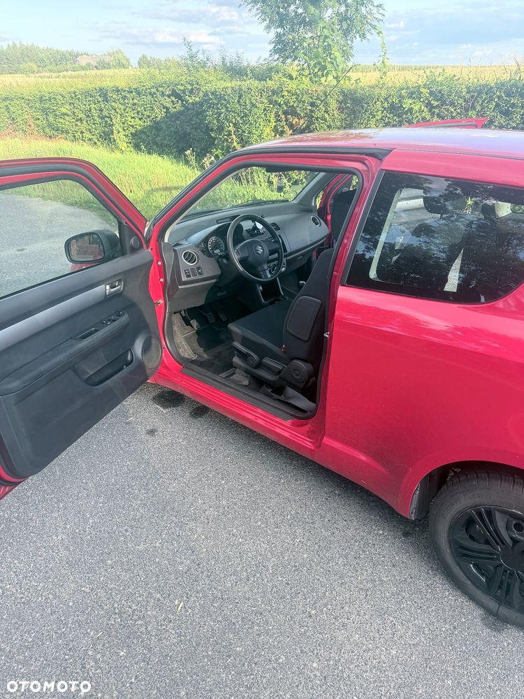 Suzuki Swift - 22
