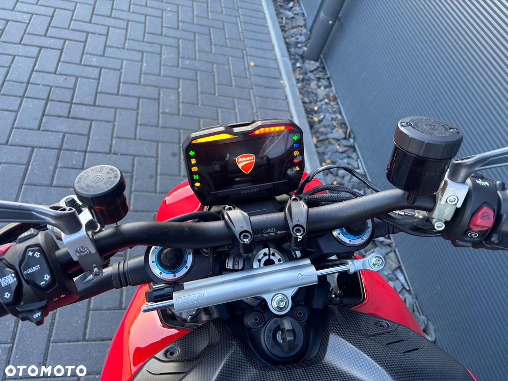 Ducati Streetfighter V4 - 7