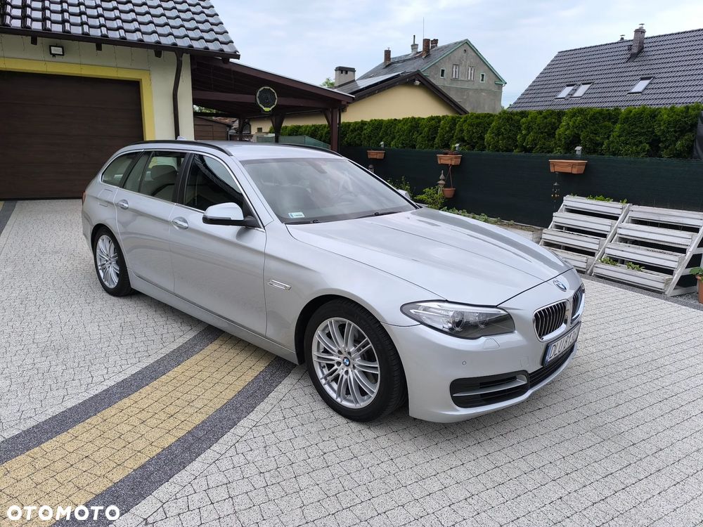 BMW Seria 5 525d - 16