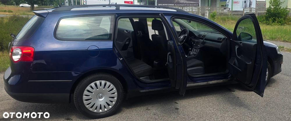 Volkswagen Passat 1.9 TDI DPF Individual - 14