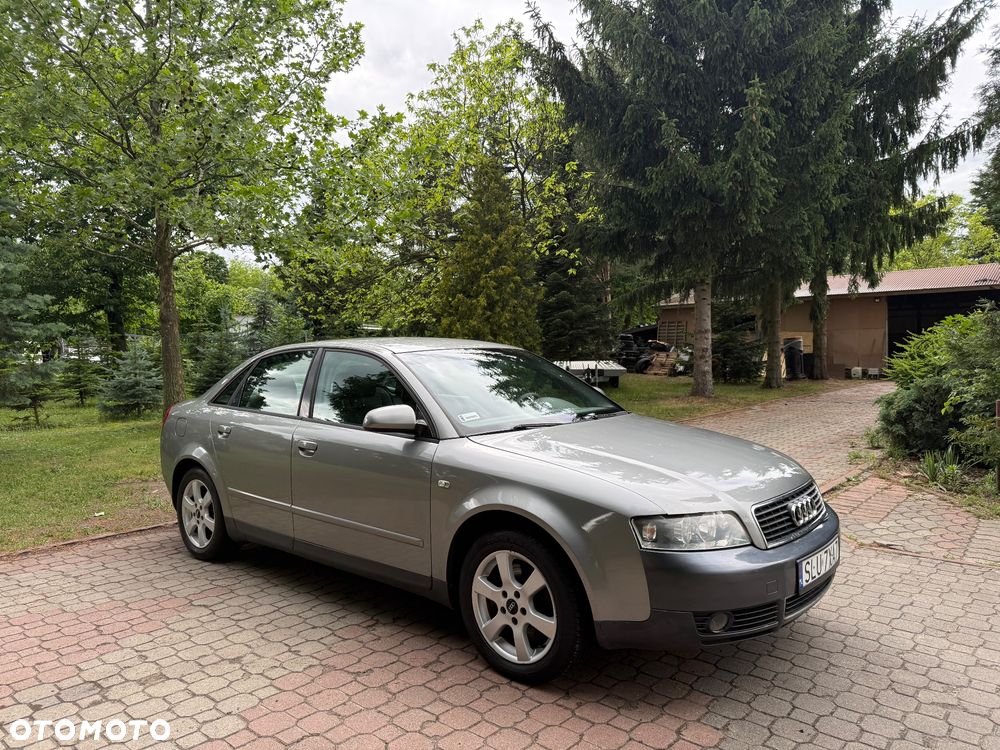 Audi A4 Limousine - 2
