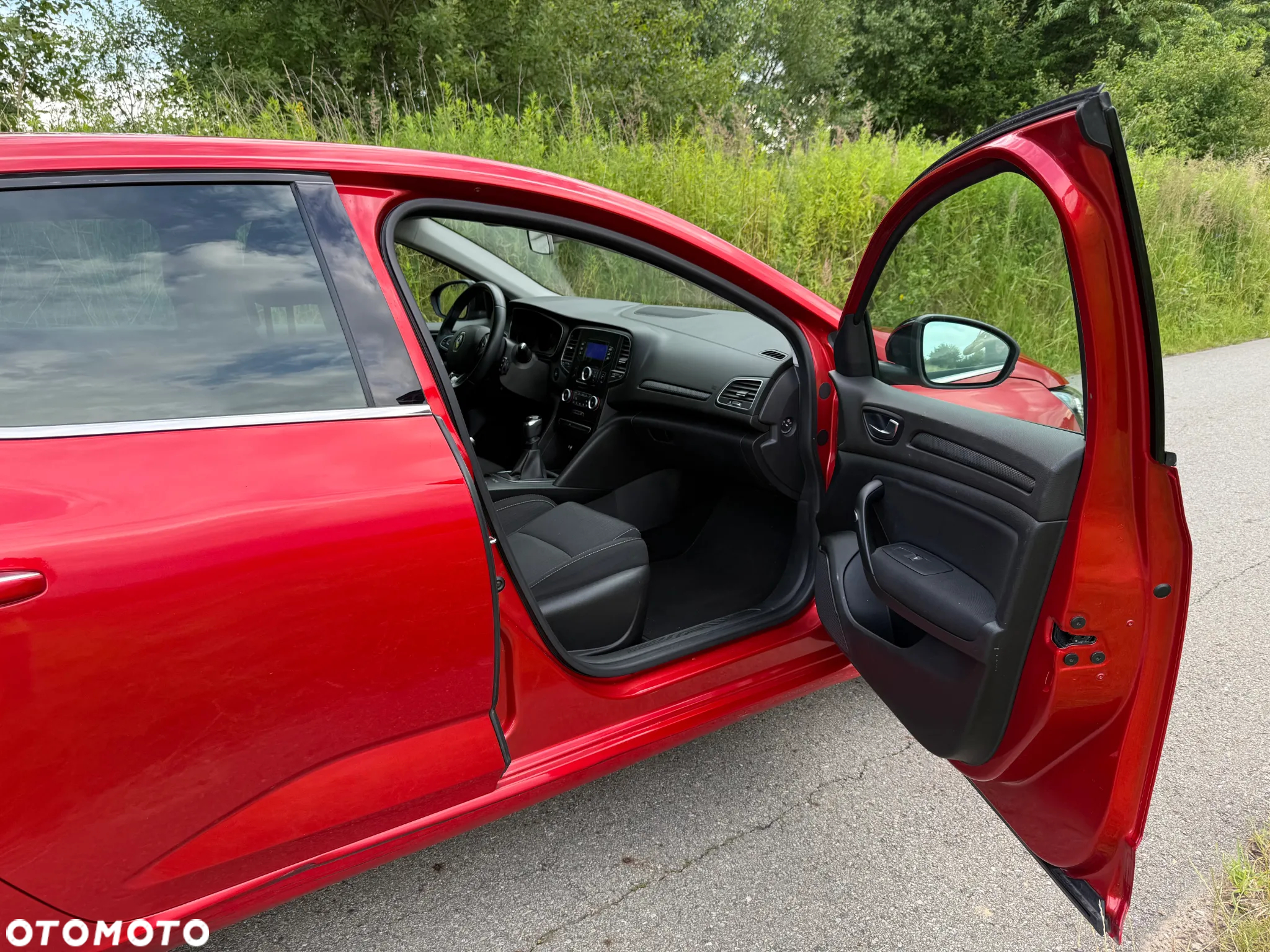 Renault Megane 1.6 SCe Limited - 12