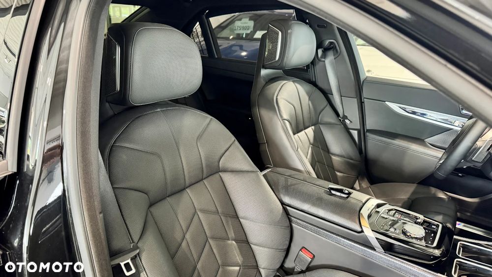BMW Seria 7 740d xDrive mHEV M Sport sport - 24