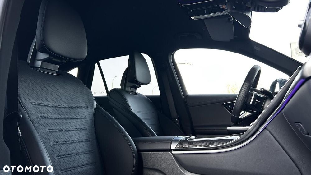 Mercedes-Benz GLC 200 mHEV 4-Matic AMG Line - 27