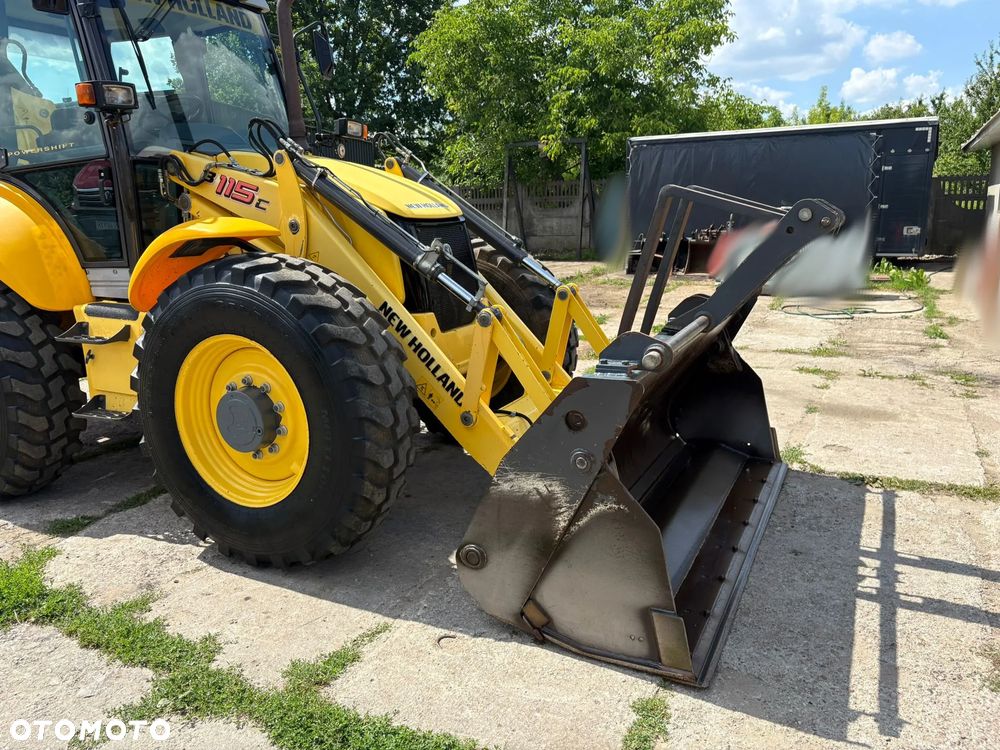 New Holland B115C - 14