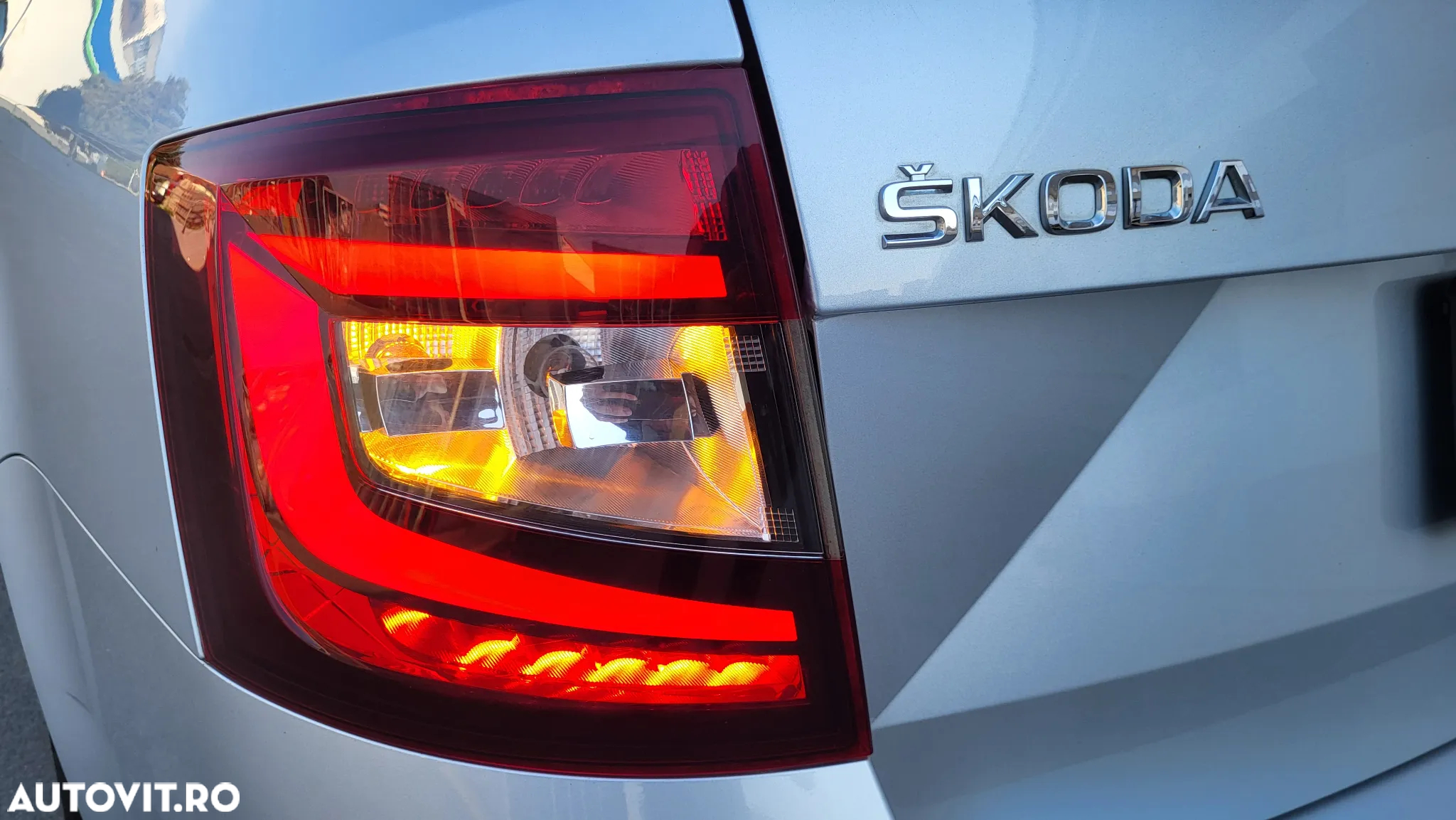Skoda Octavia Combi 2.0 TDI (Green tec) DSG Style - 38