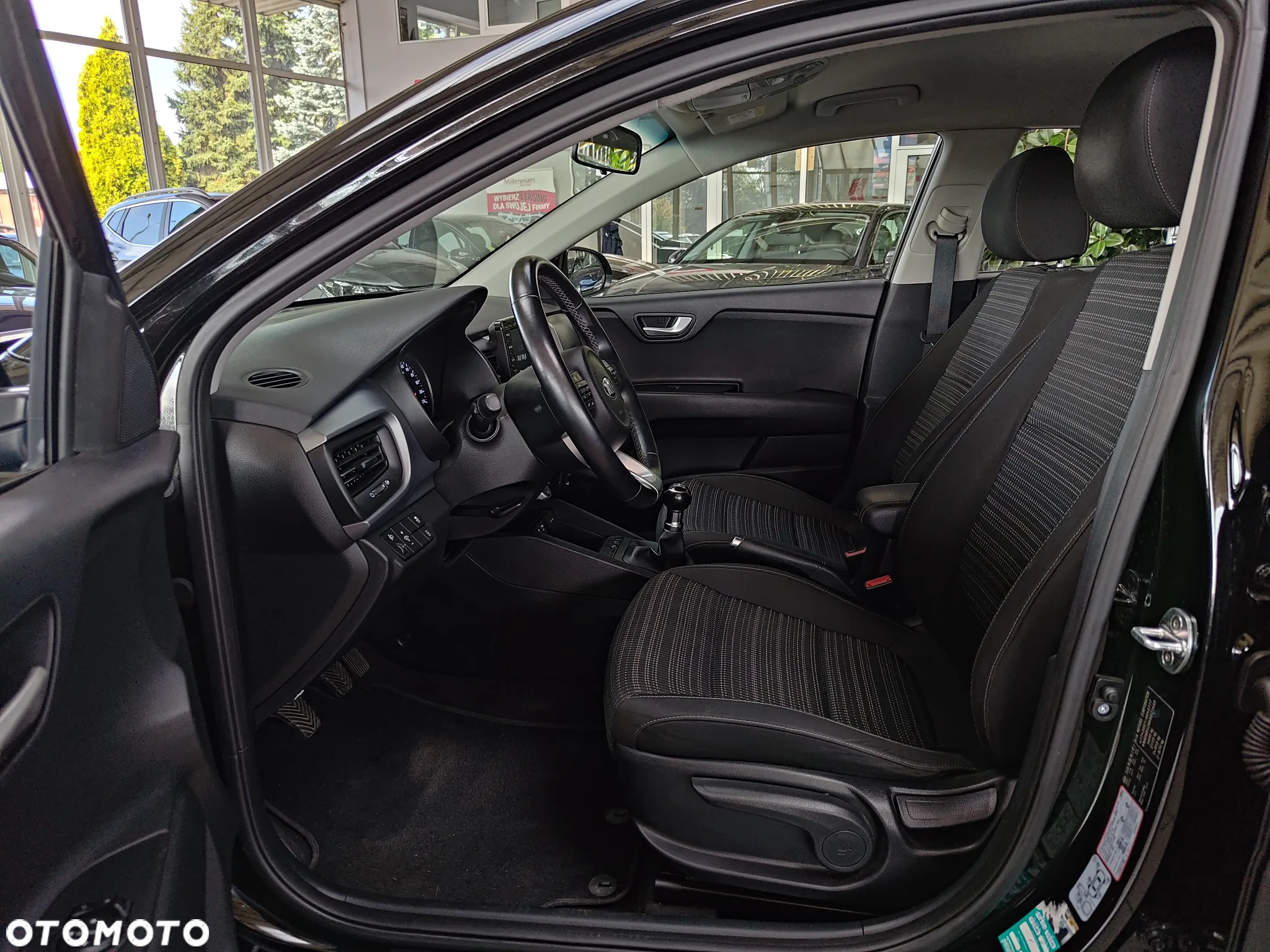 Kia Stonic 1.2 M - 7