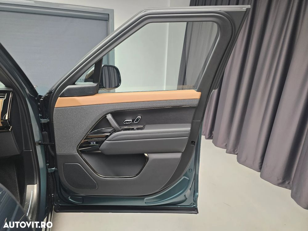 Land Rover Range Rover Sport - 32