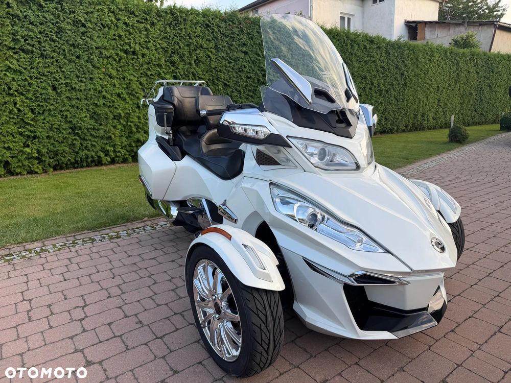 Can-Am Spyder - 1