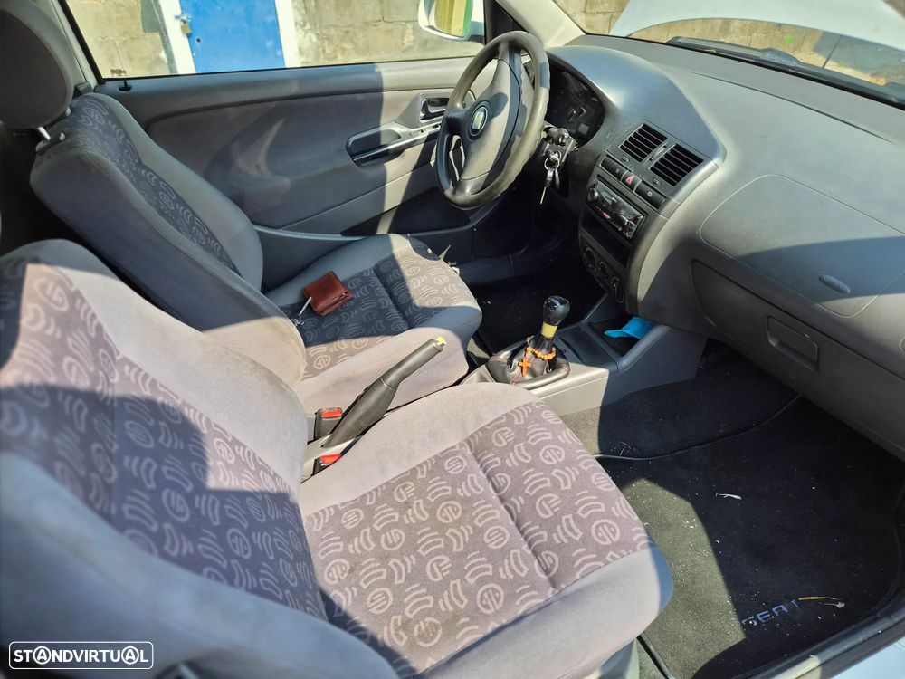 SEAT Ibiza 1.9 TDi Latino - 9