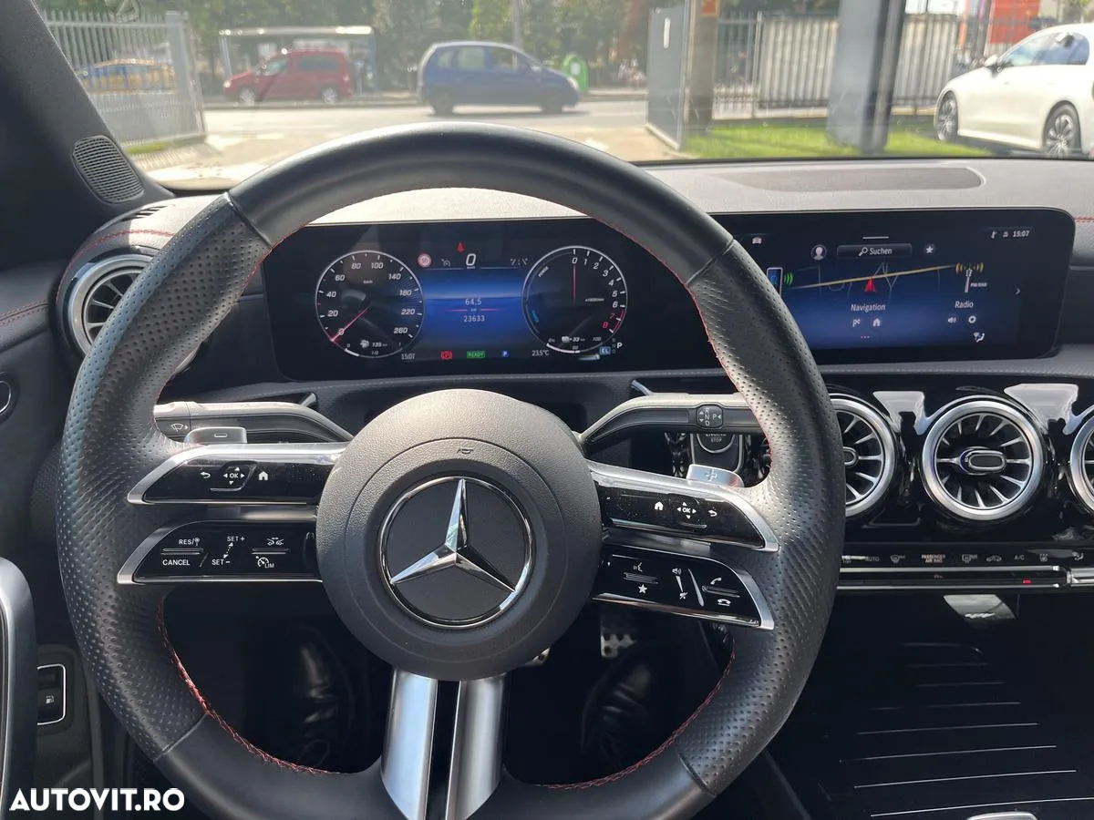 Mercedes-Benz CLA 250 e 8G-DCT AMG Line - 10