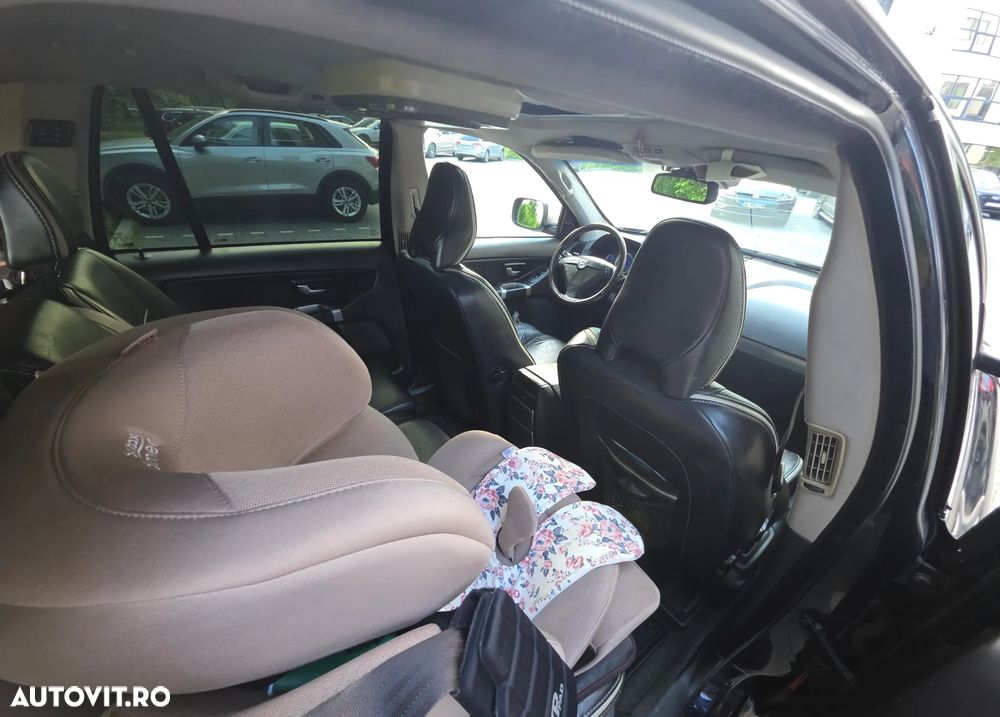 Volvo XC 90 2.4 D Aut. 7 locuri - 16
