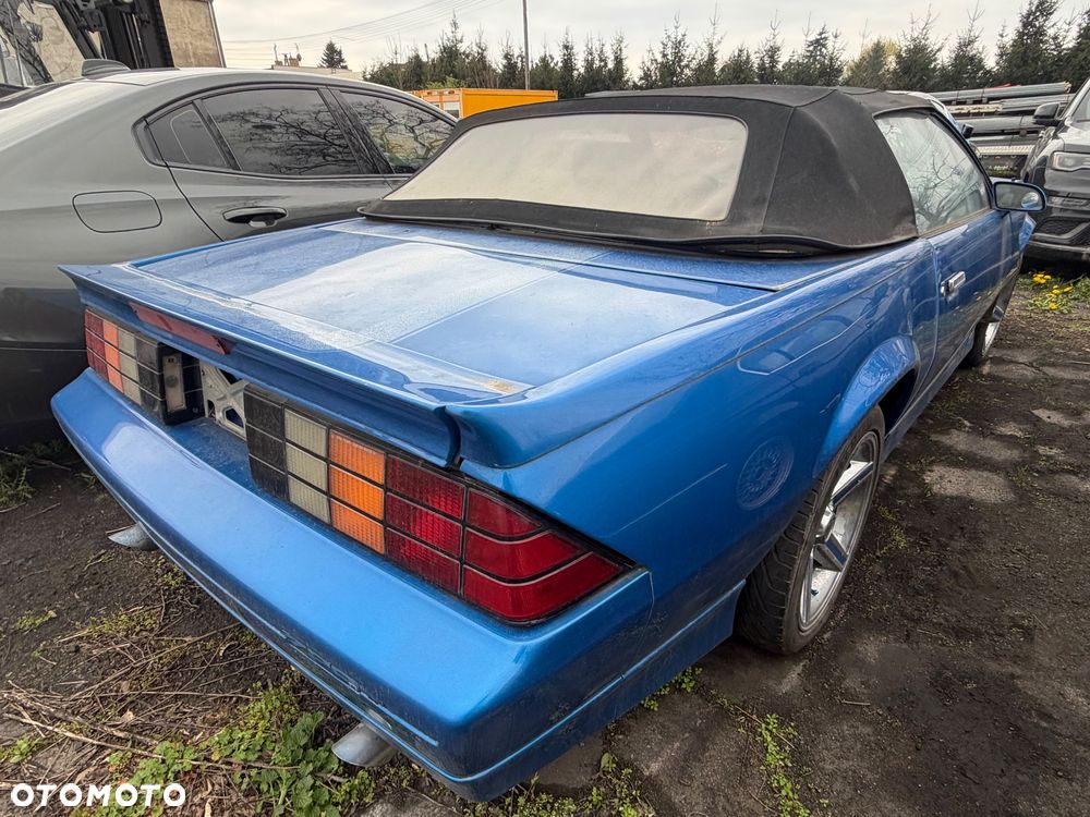 Chevrolet Camaro 5.0 IROC - 3