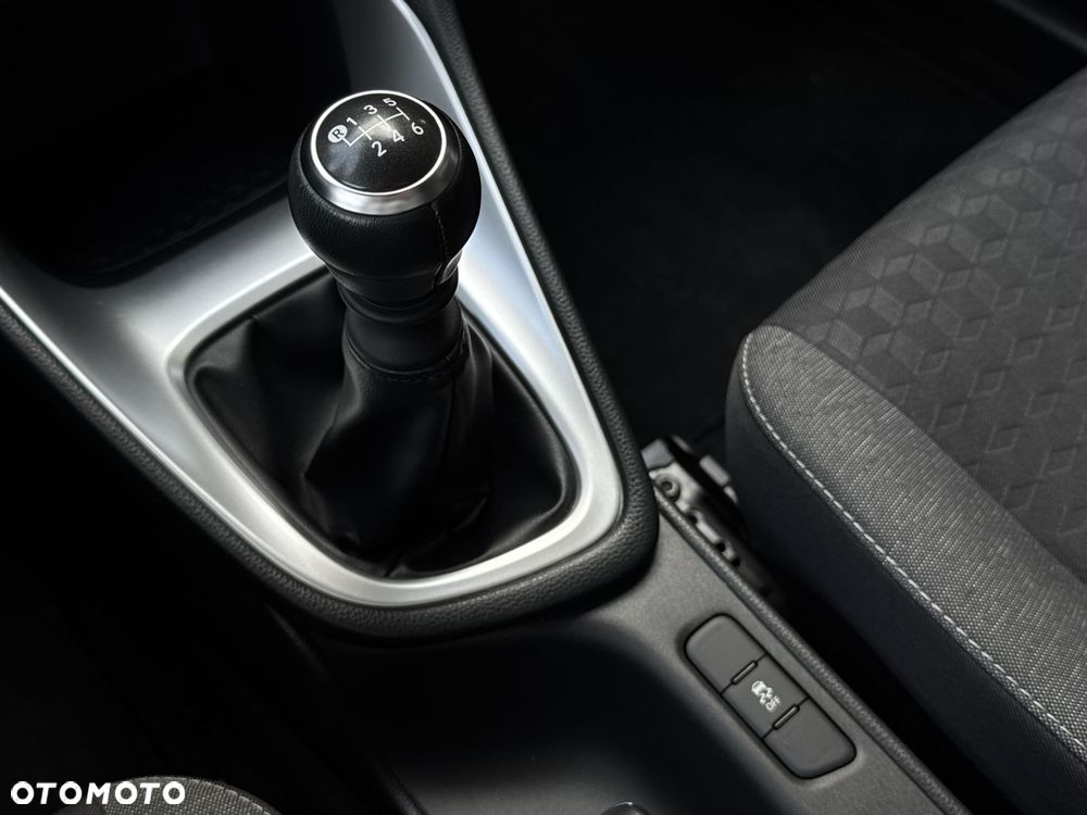 Toyota Yaris - 27