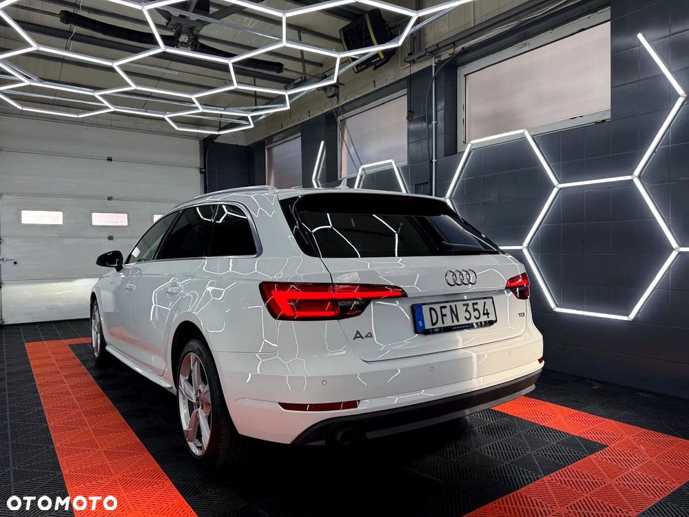 Audi A4 Avant 2.0 TDI ultra sport - 6