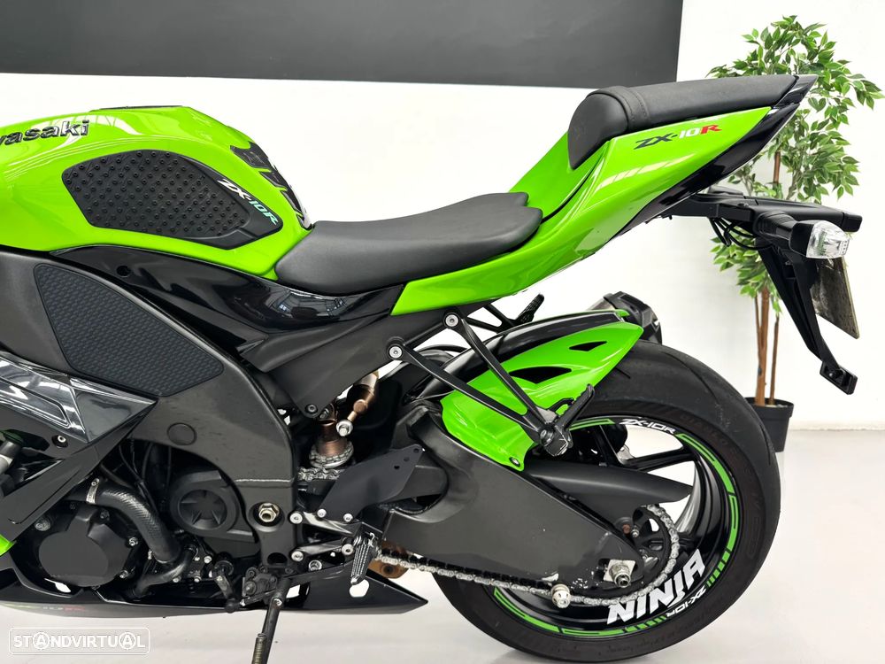Kawasaki Ninja ZX-10R - 4