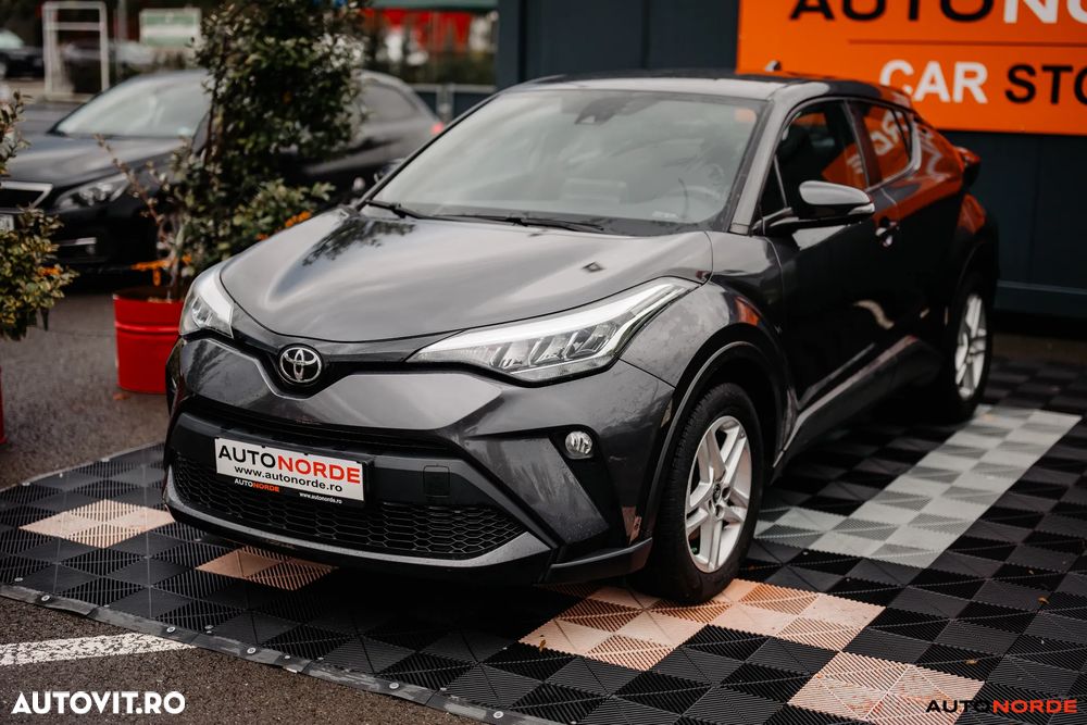 Toyota C-HR - 3