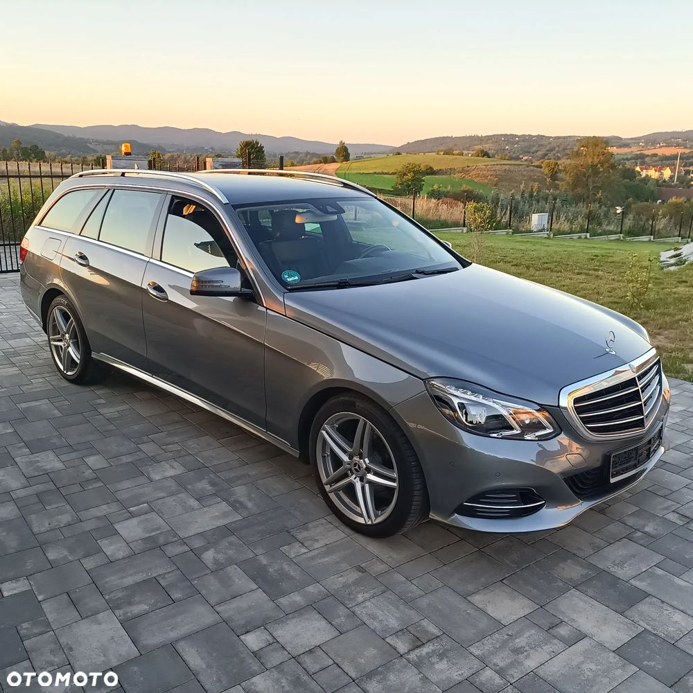 Mercedes-Benz Klasa E 300 T BlueTEC 7G-TRONIC - 4