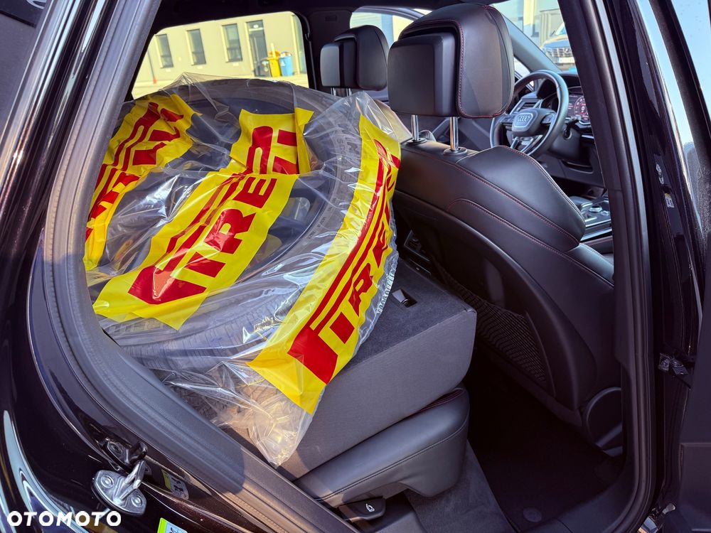 Audi SQ5 - 25