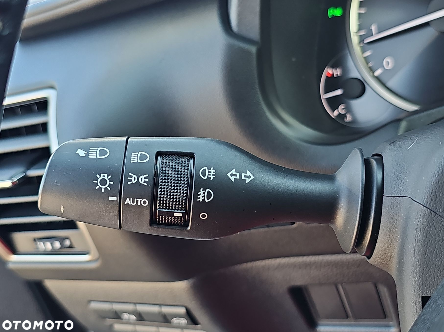 Lexus NX 200t Comfort AWD - 18