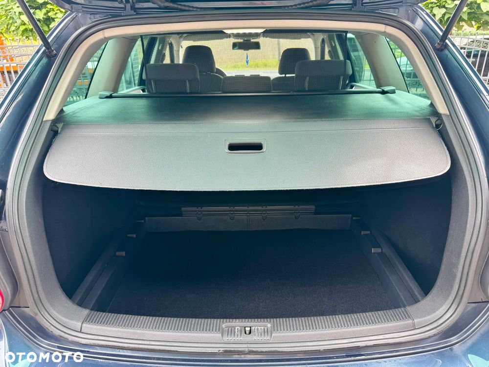 Volkswagen Golf Variant 1.6 Comfortline - 32