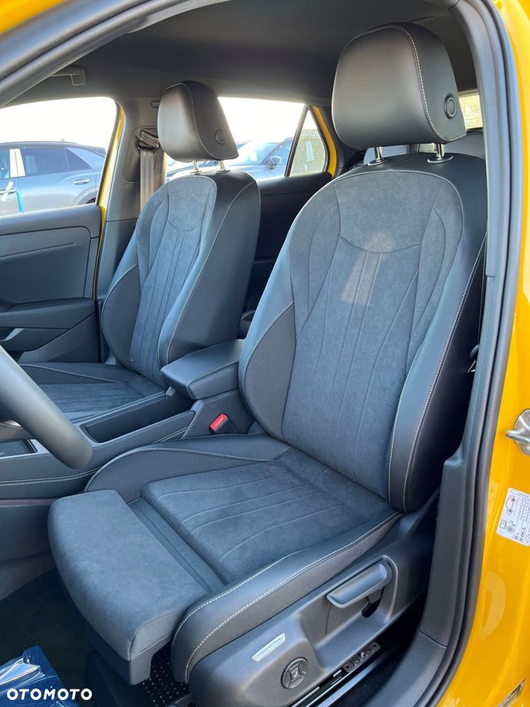 Volkswagen T-Roc 1.5 eTSI Style DSG - 8