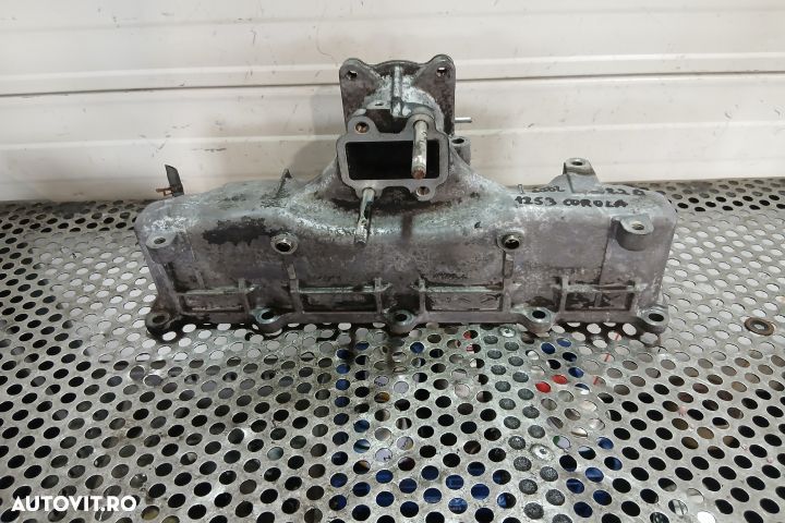 Galerie admisie 17111-0R010 17111-0R010 Toyota Corolla Verso 1 [facel - 1