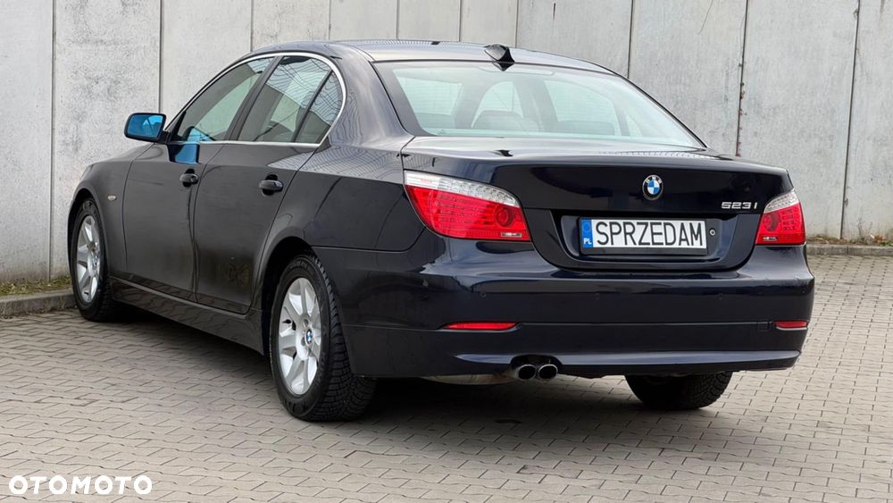 BMW Seria 5 523i - 9
